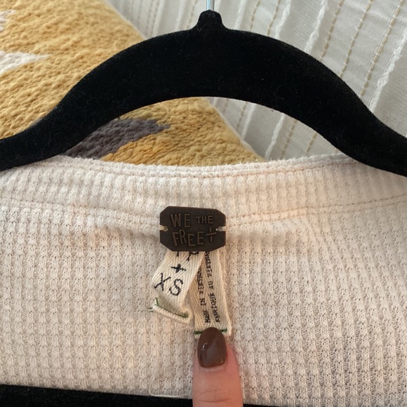 ✨NEW ✨ Free People waffle top - Picture 4 of 5